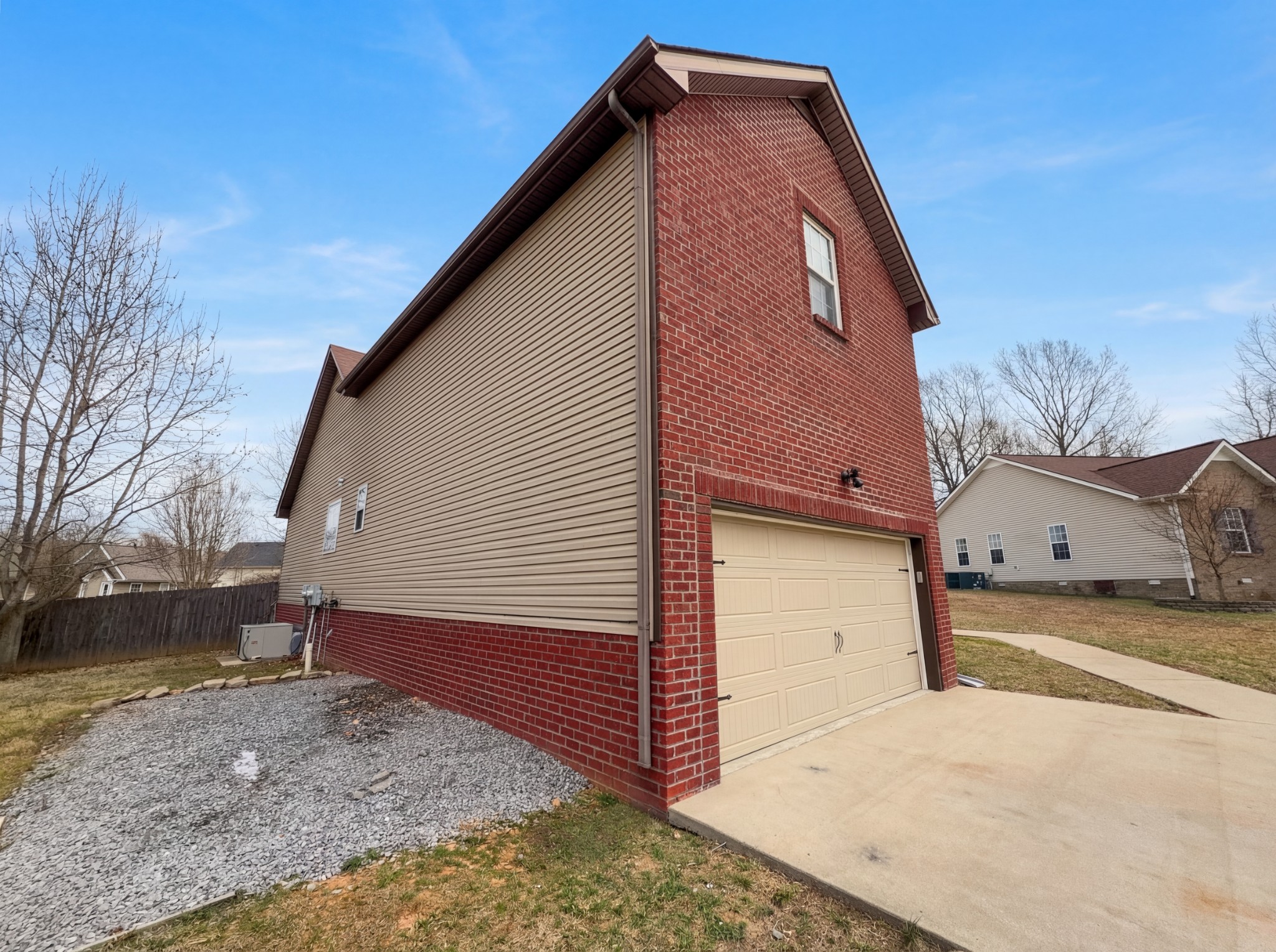 353 Chestnut Grove Ct