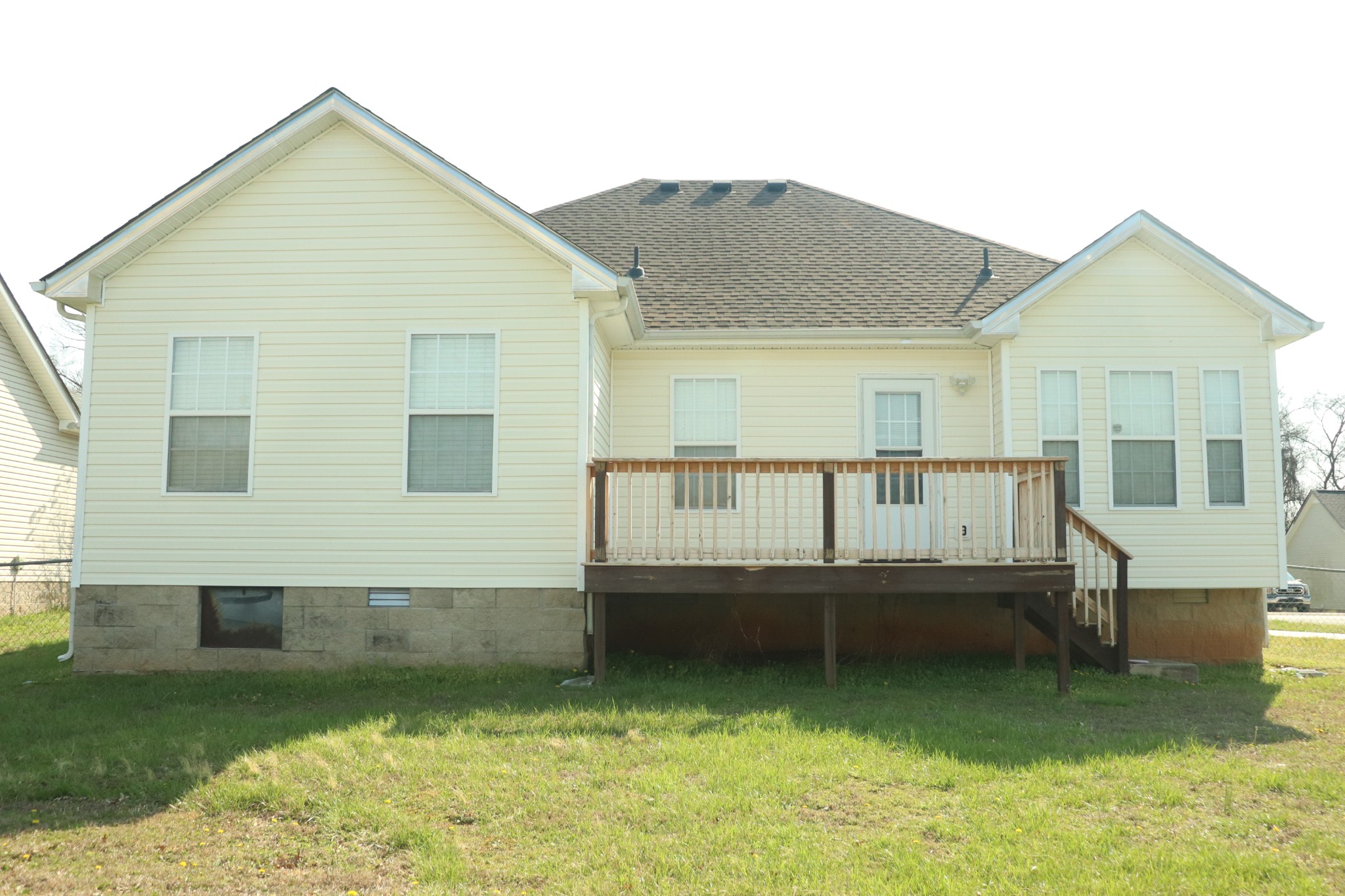 303 Chalet Cir