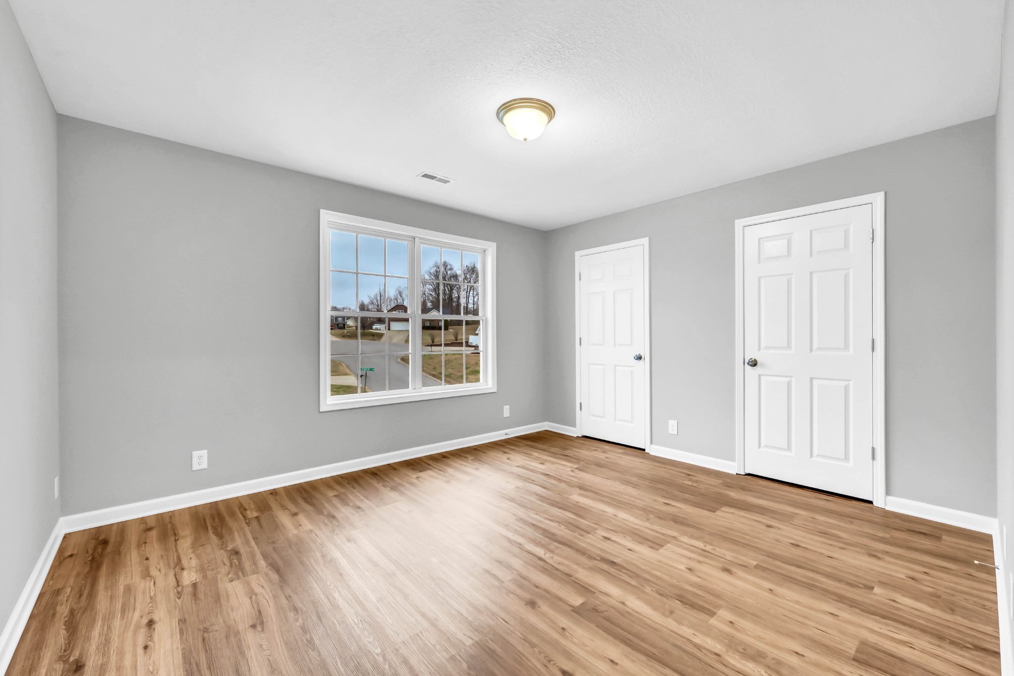 154 Derwent Dr