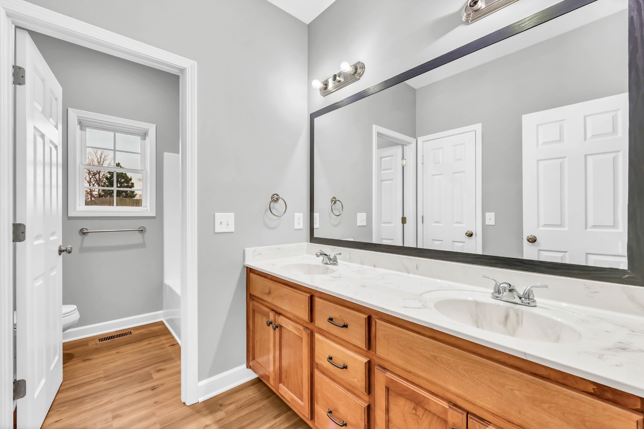 154 Derwent Dr