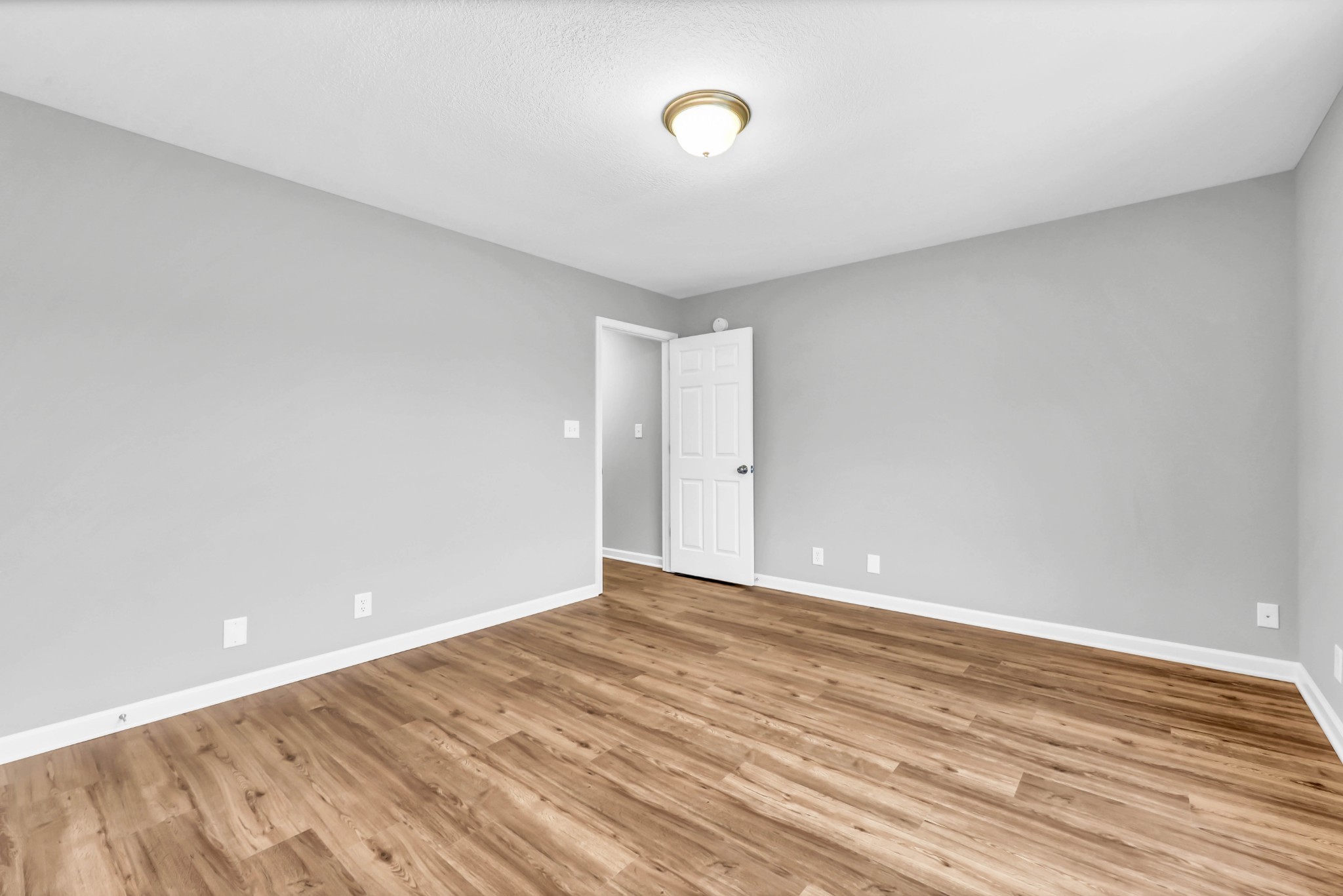 154 Derwent Dr