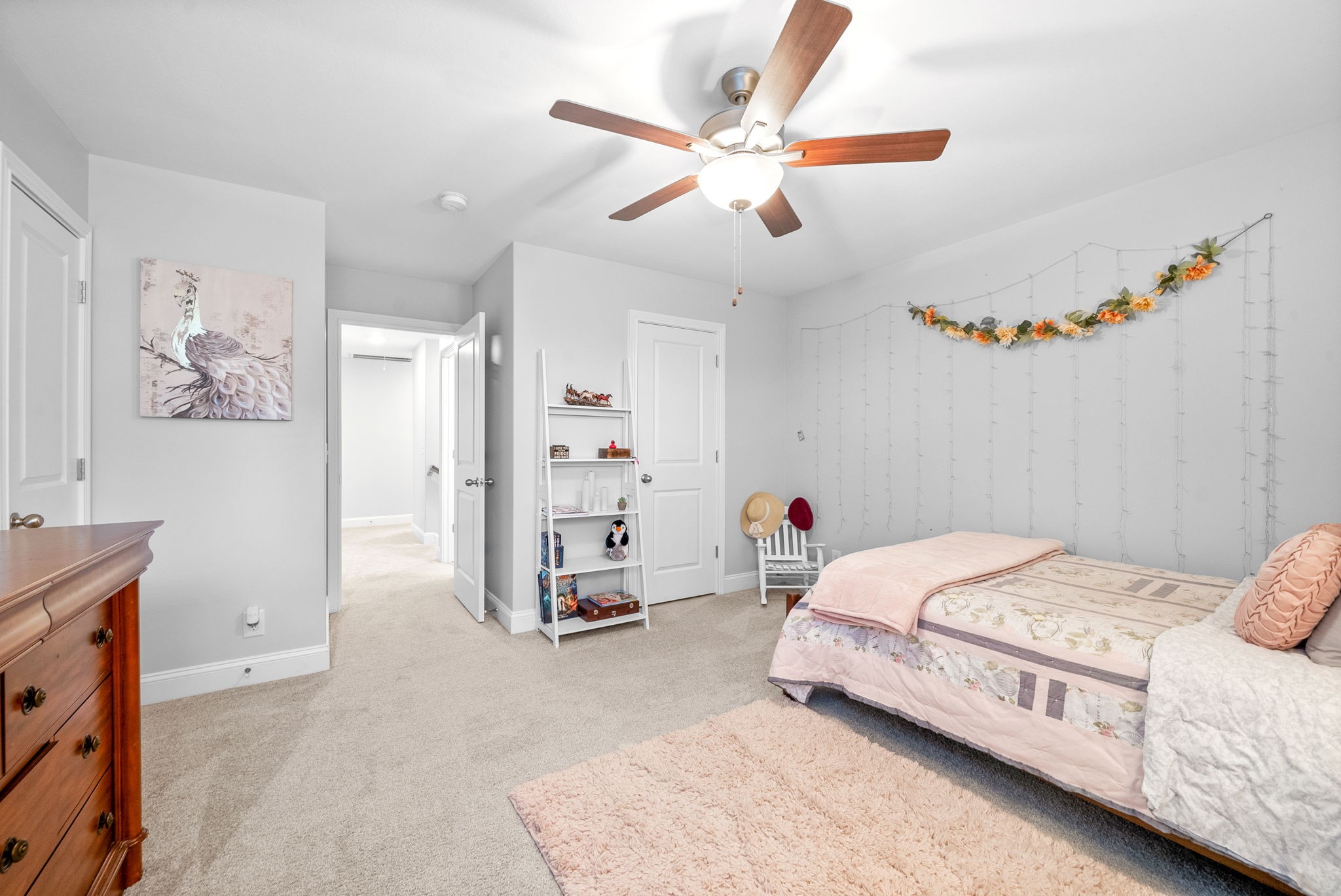 517 Cresthaven Ln