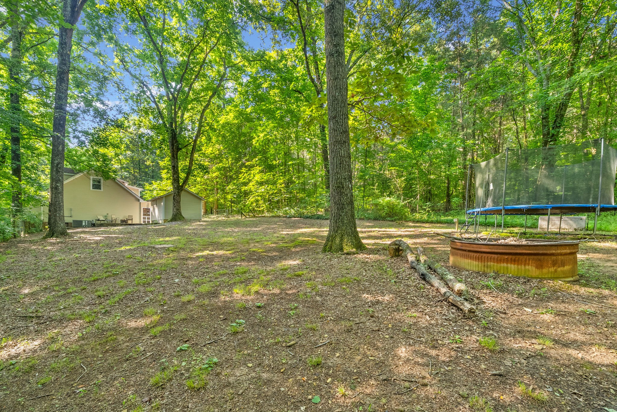 1890 Garwood Dr