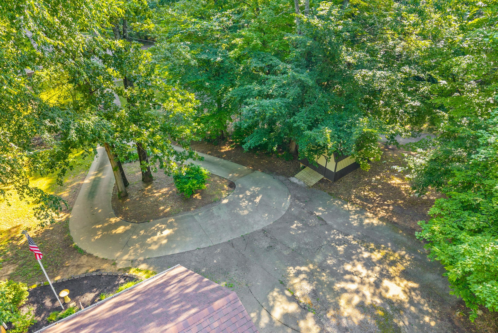 1890 Garwood Dr