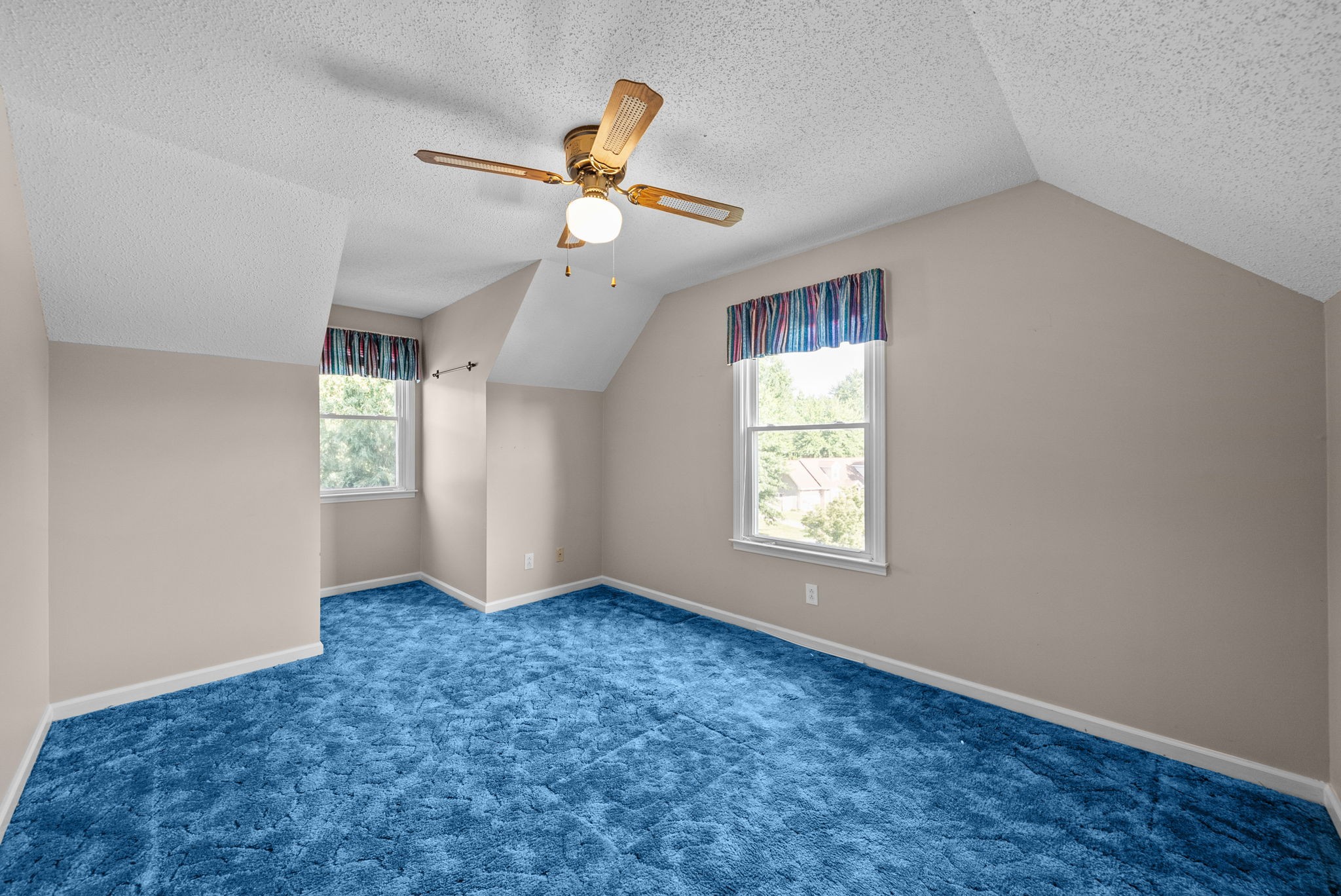337 Kelsey Dr