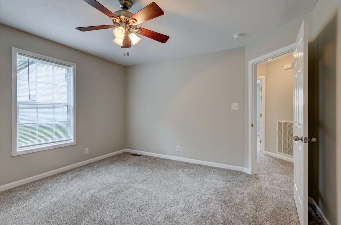 810 Shetland Dr