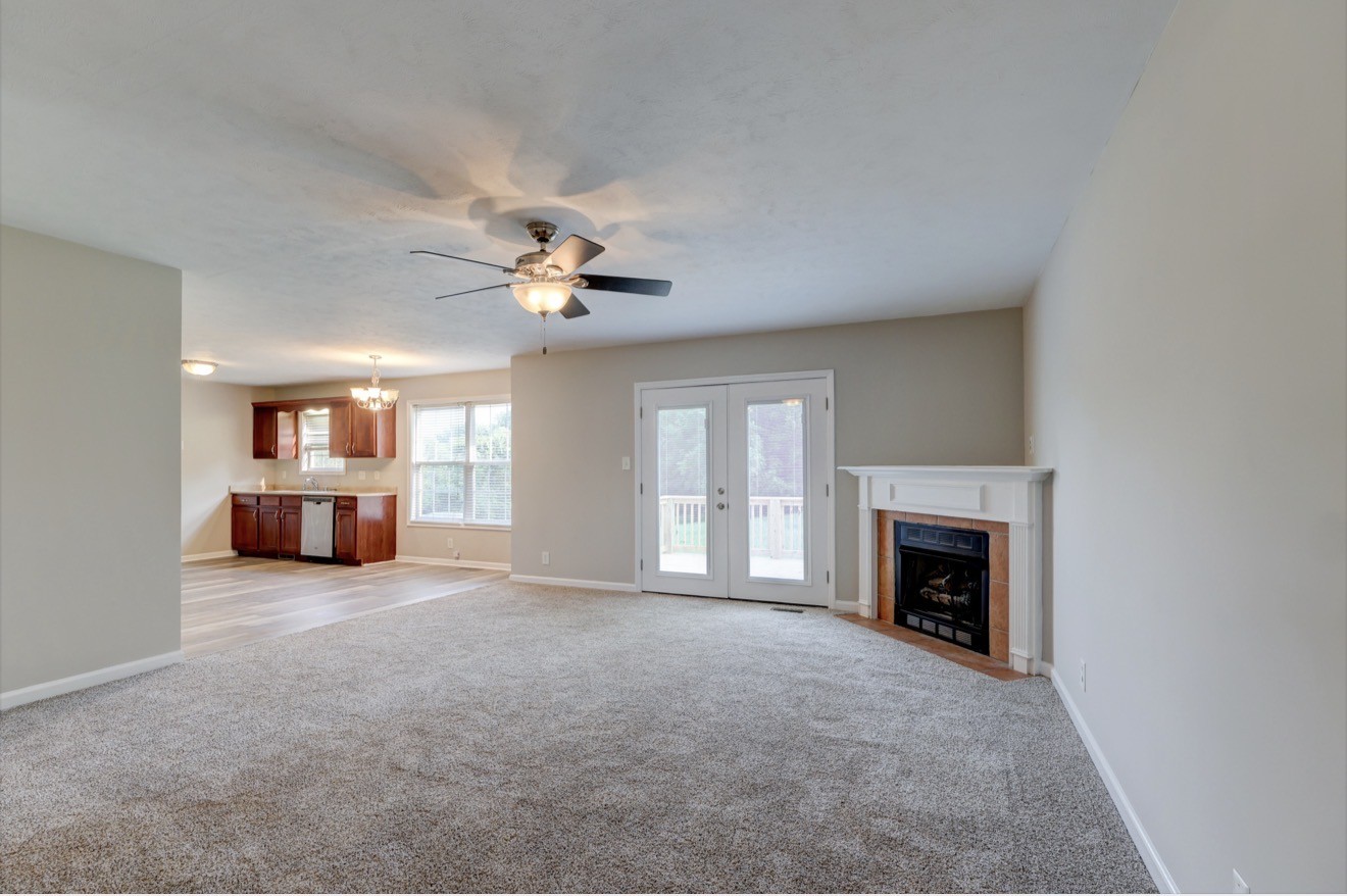 810 Shetland Dr