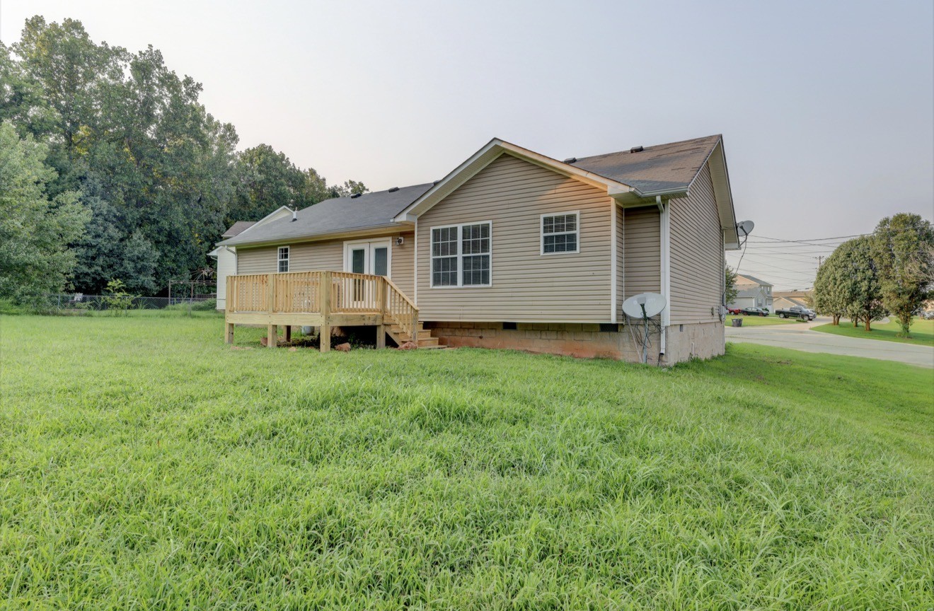 810 Shetland Dr