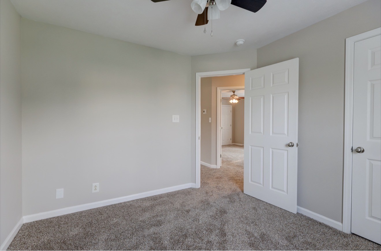 810 Shetland Dr