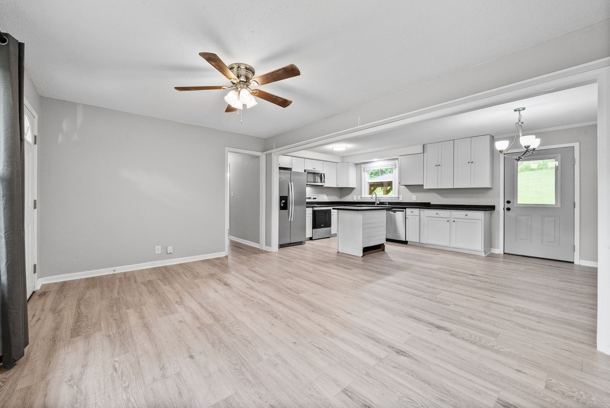 684 Dean Rd