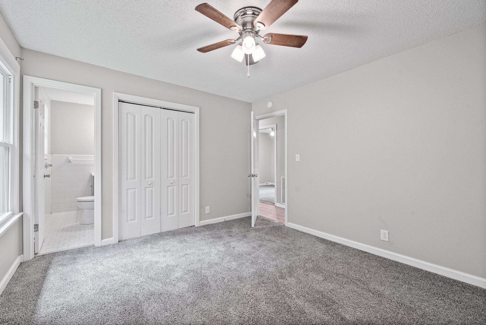 684 Dean Rd