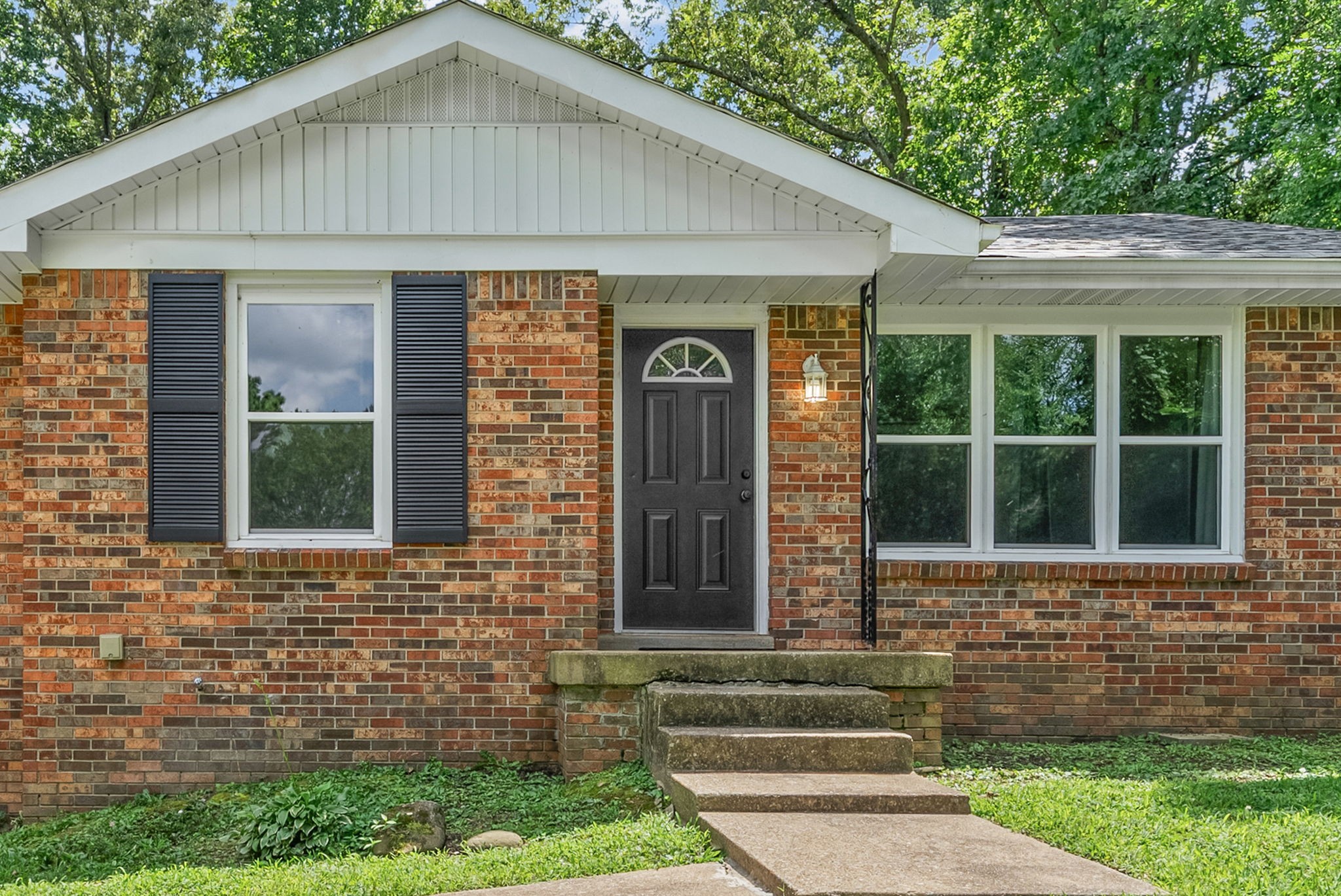 684 Dean Rd