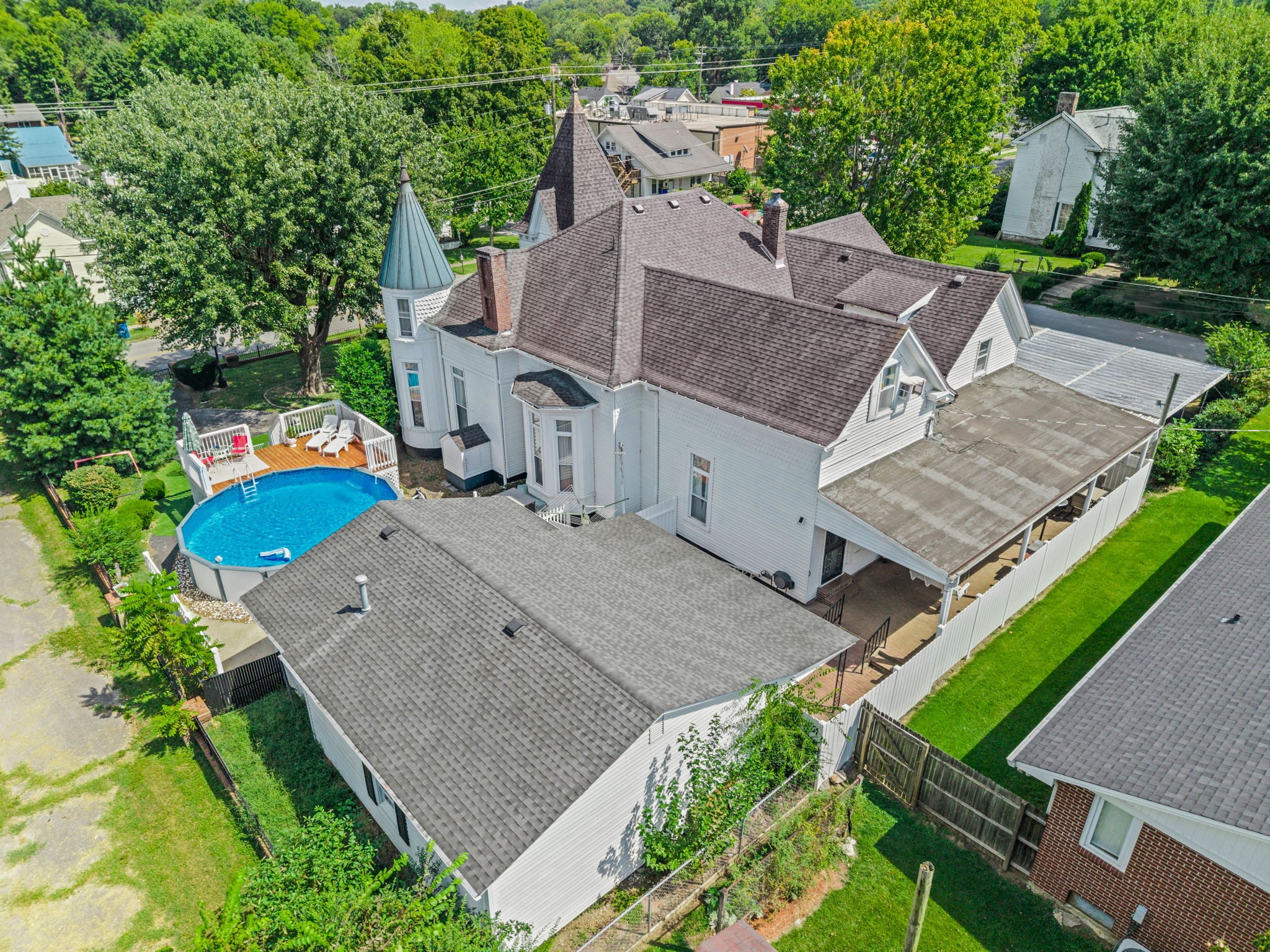 432 Nashville St