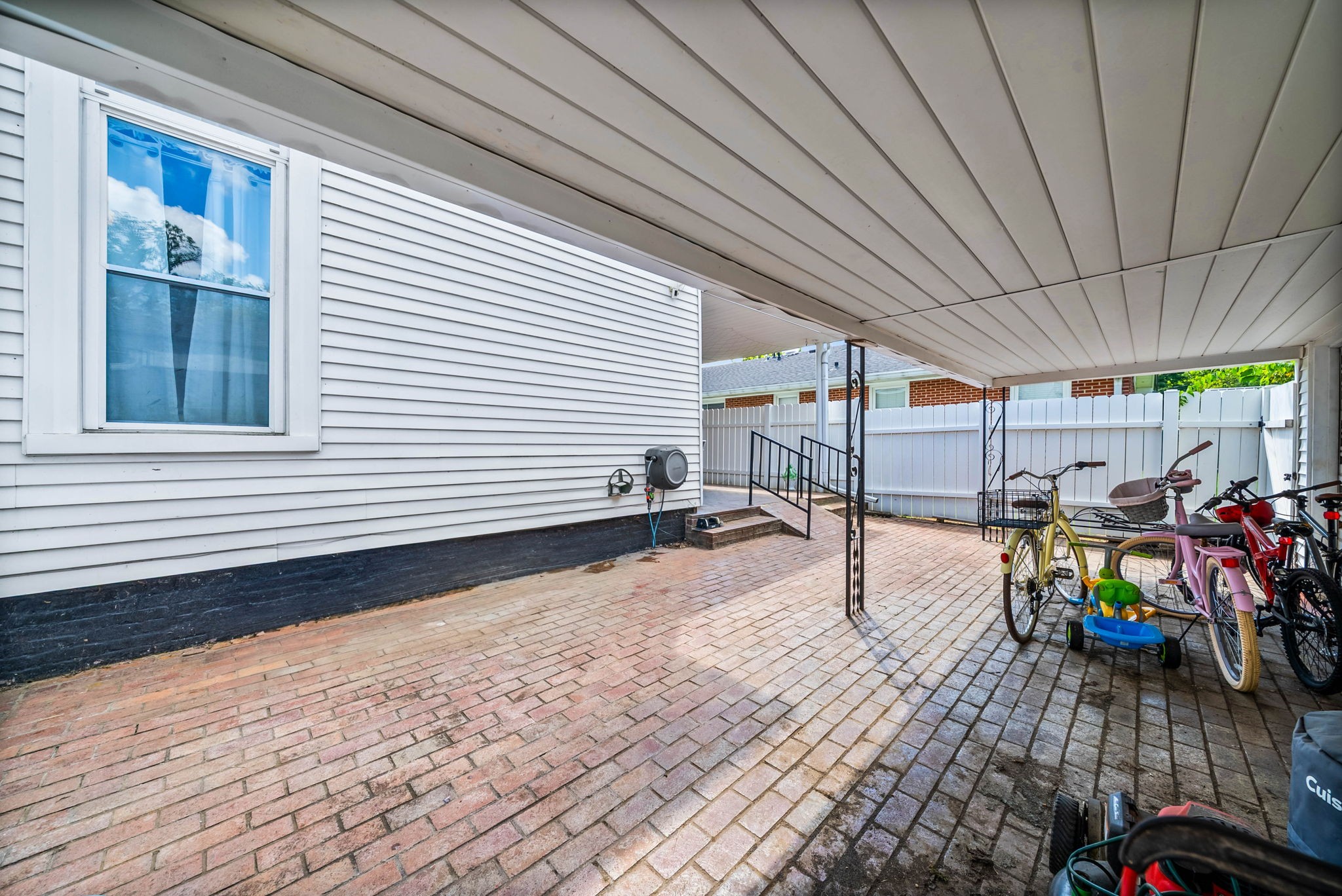 432 Nashville St