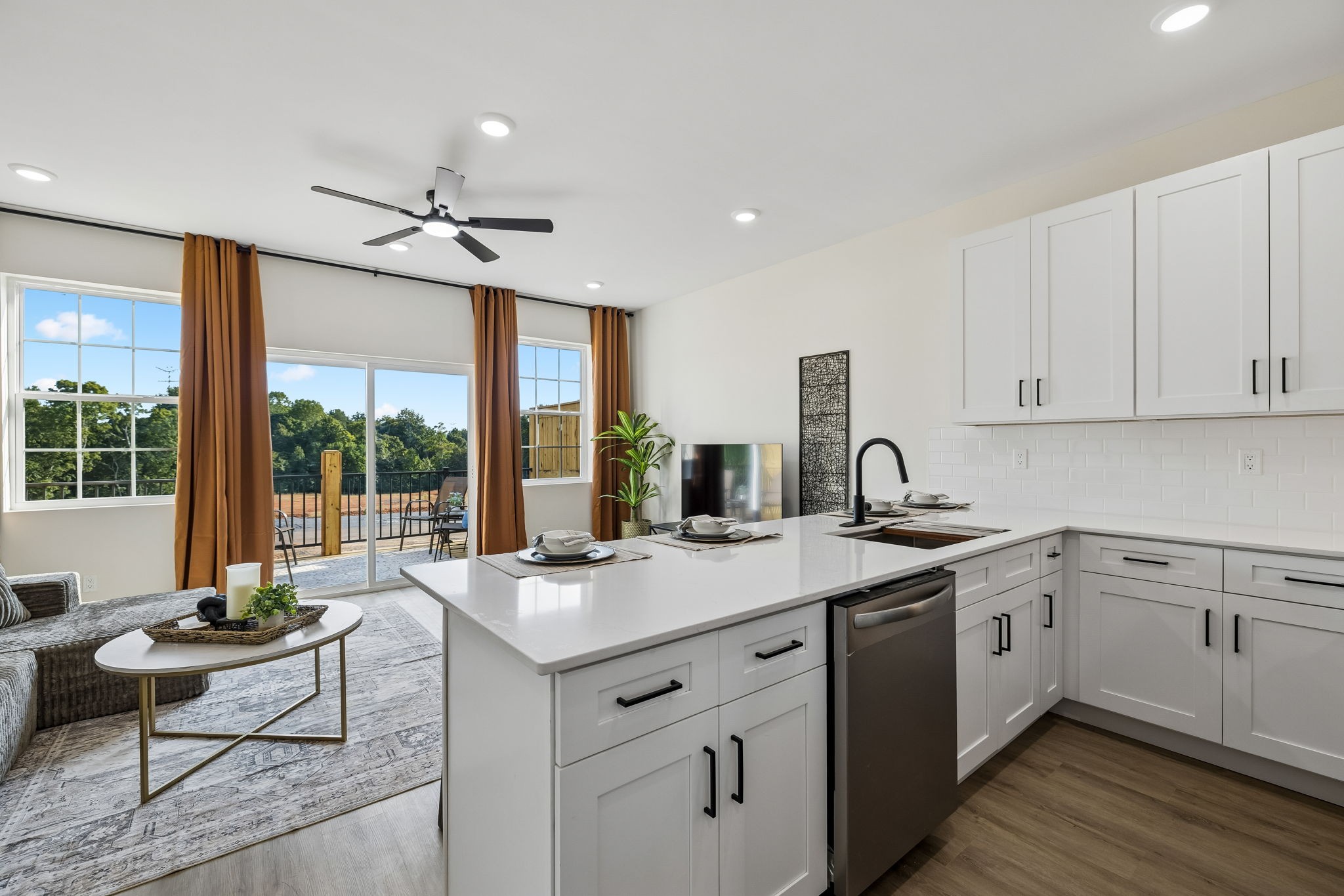 2255 McCormick Ln Unit: 102