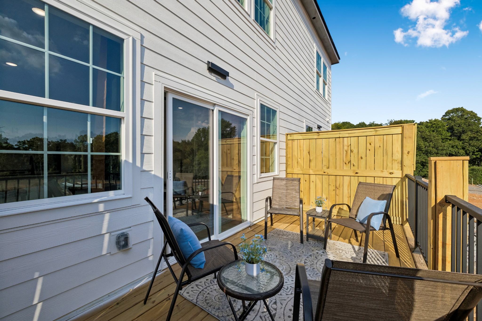 2255 McCormick Ln Unit: 102