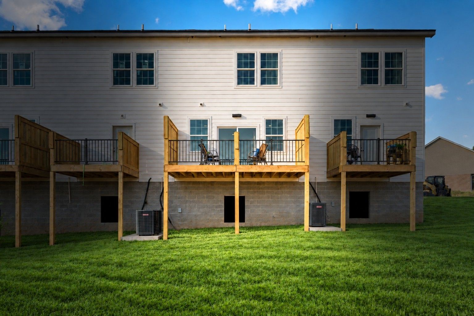 2255 McCormick Ln Unit: 102