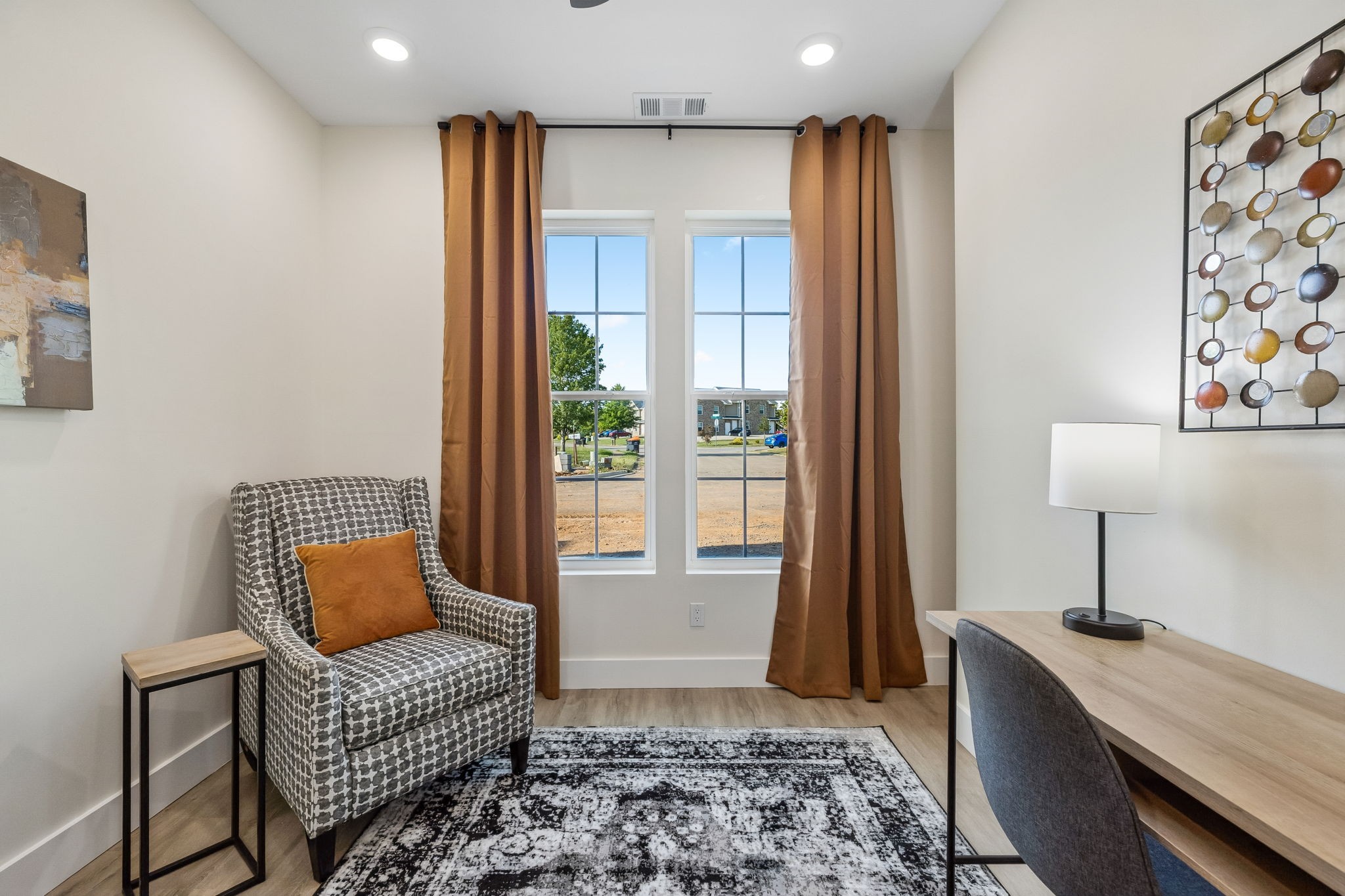 2255 McCormick Ln Unit: 102