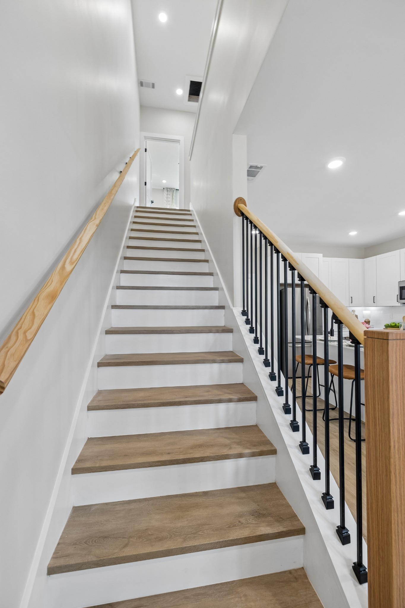 2255 McCormick Ln Unit: 103
