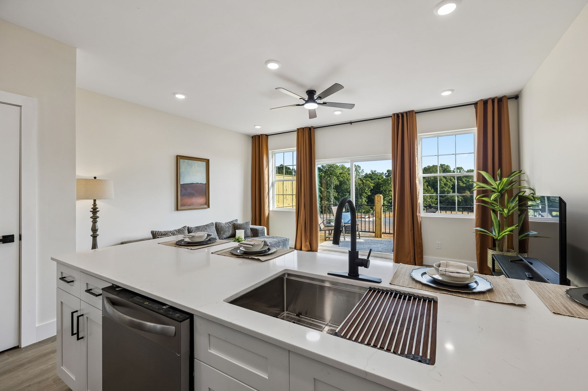2255 McCormick Ln Unit: 104