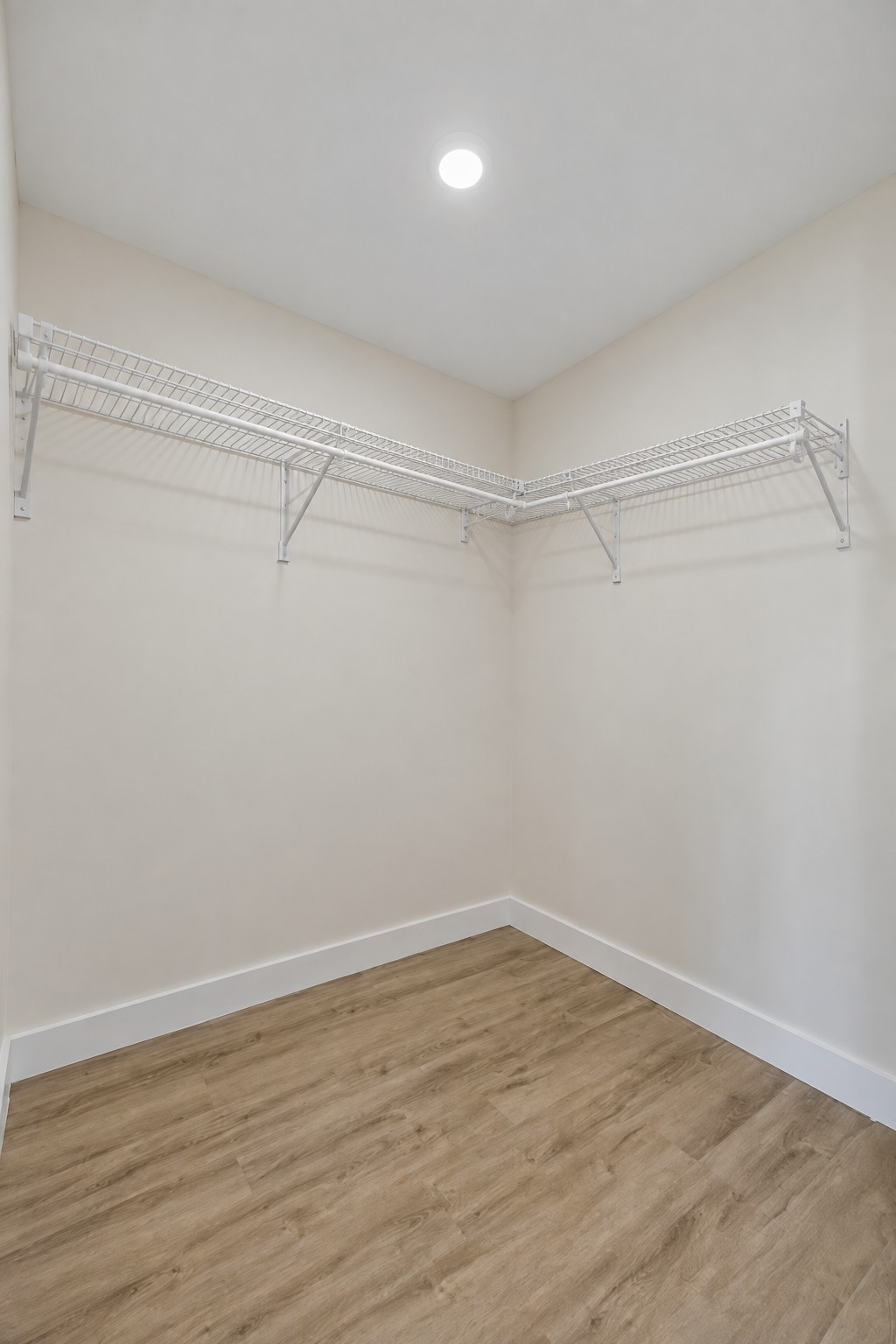 2255 McCormick Ln Unit: 106