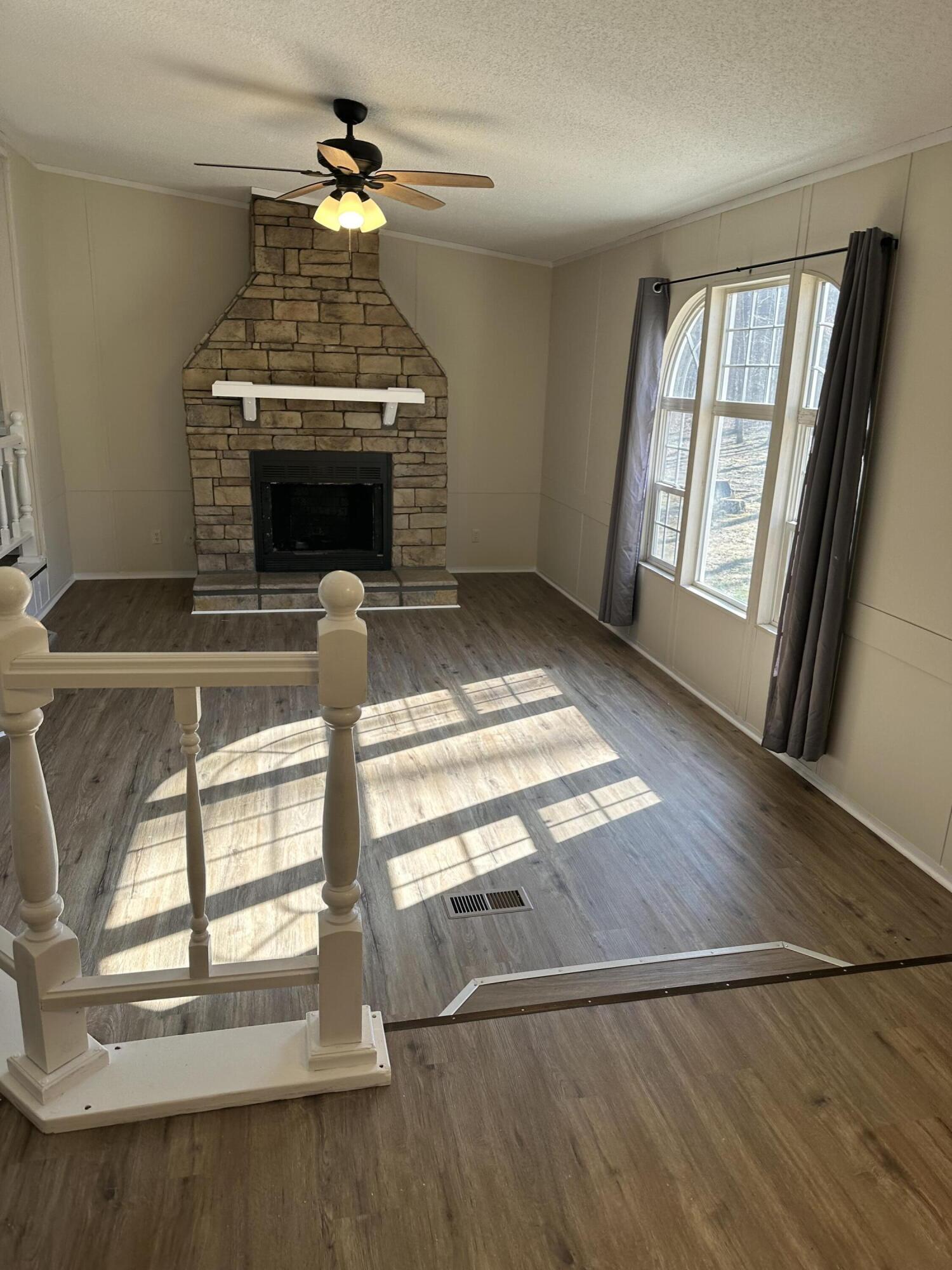592 Shadowland Drive