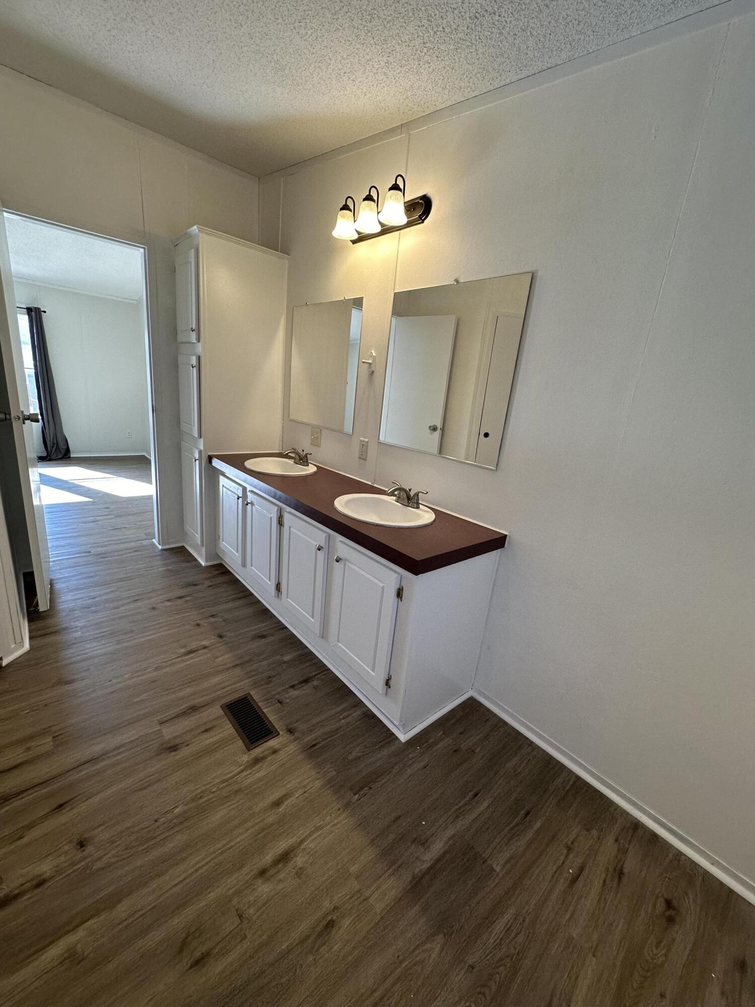 592 Shadowland Drive