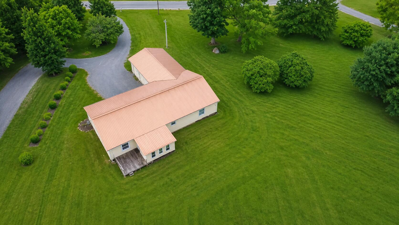 552 Airport Avenue