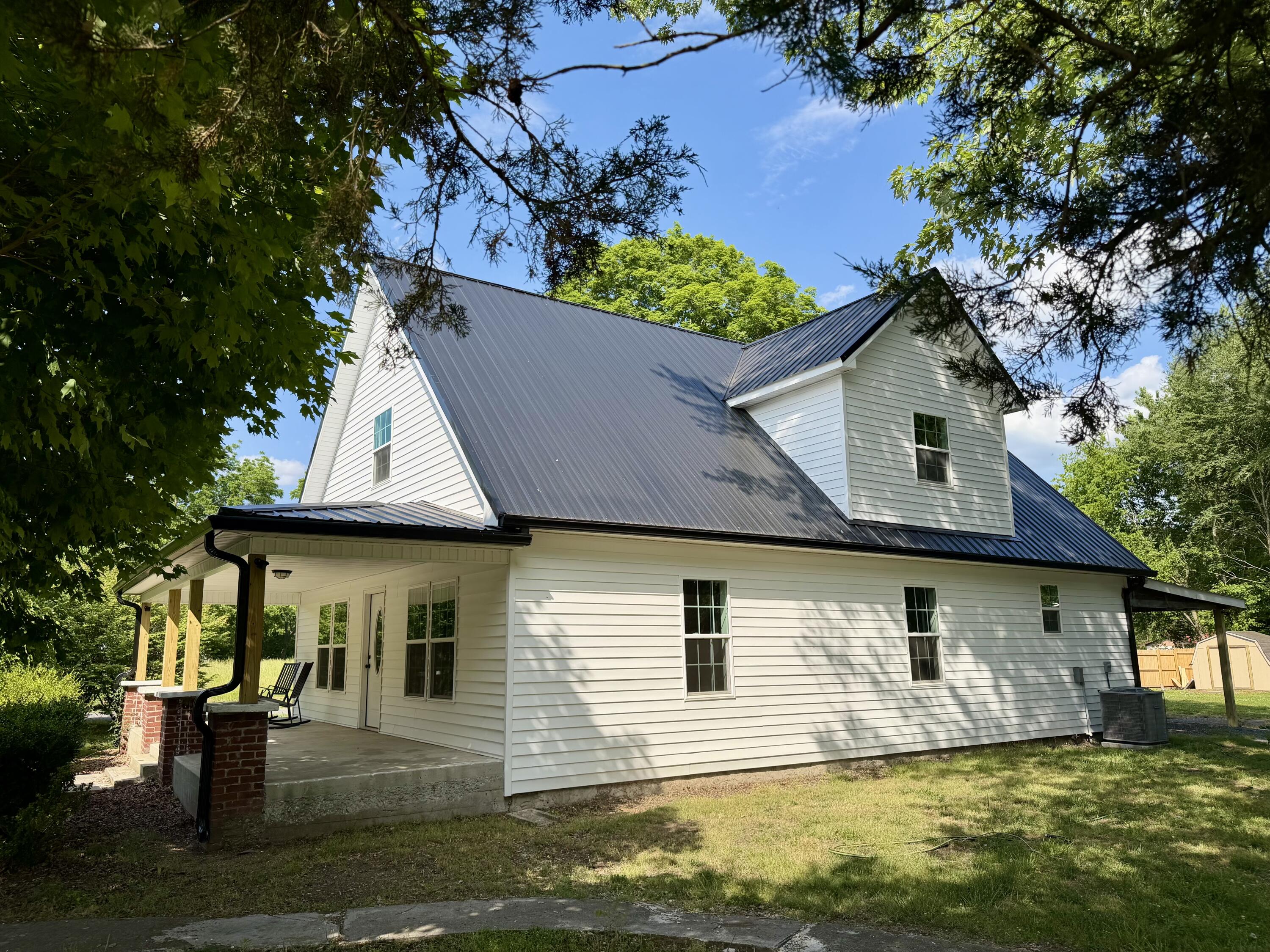 2544 W Valley Road