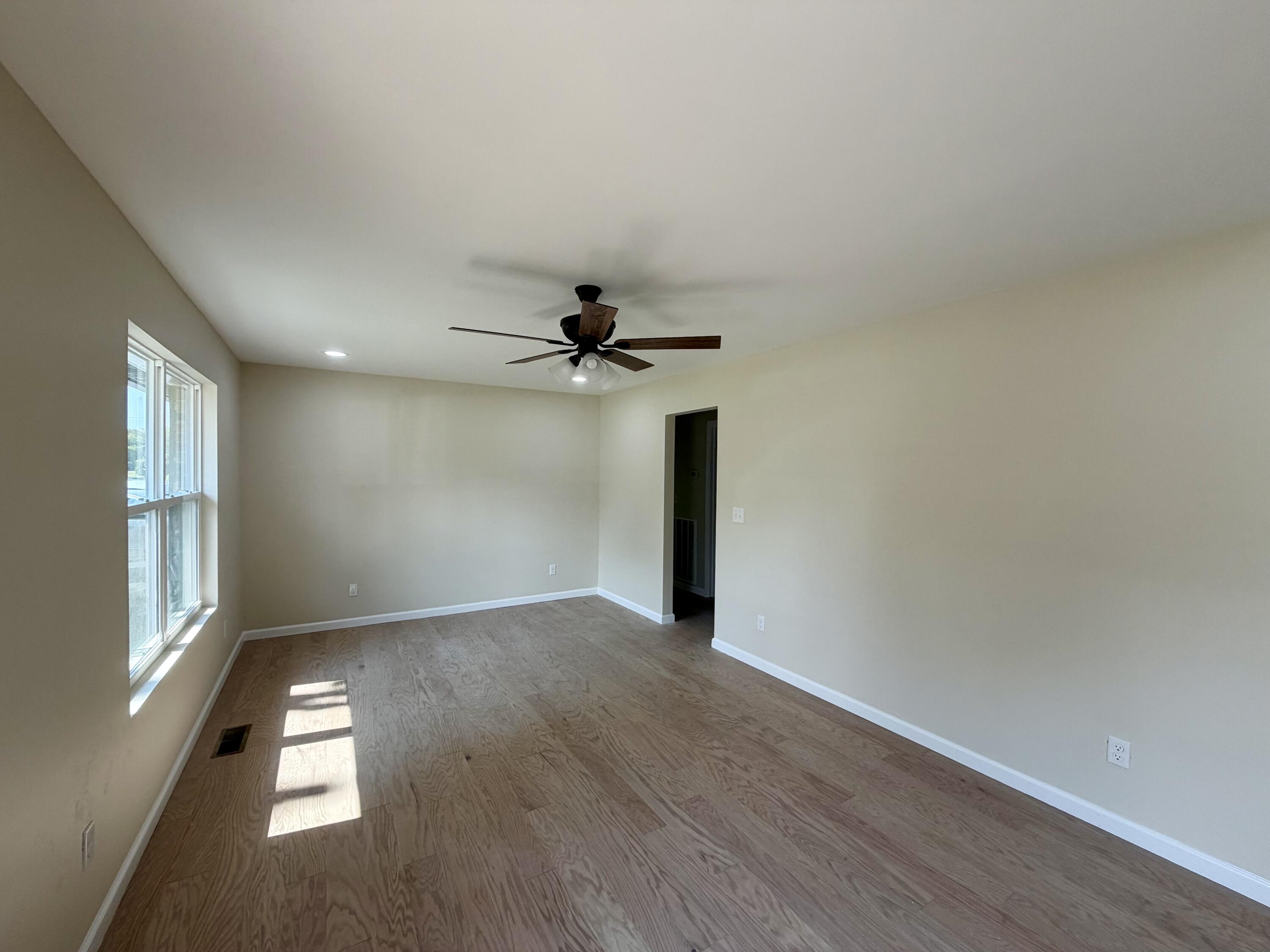 73 Hill Circle