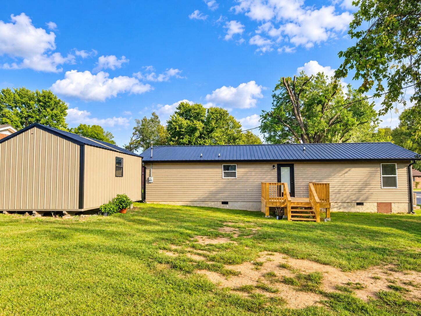 73 Hill Circle