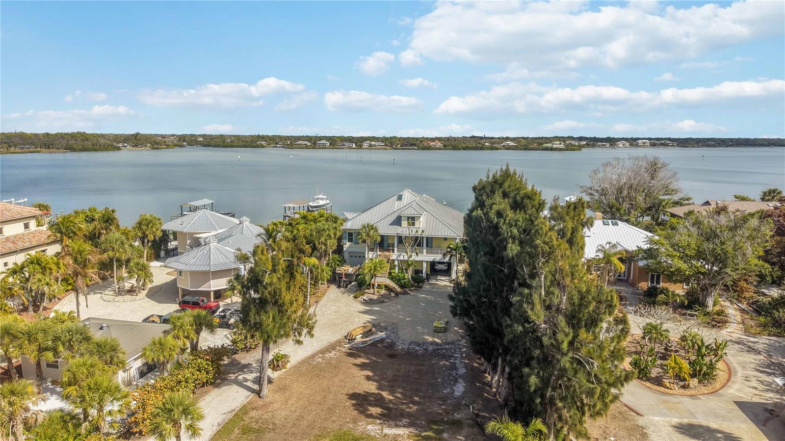 7795 MANASOTA KEY RD