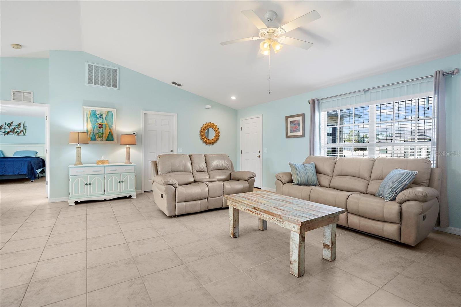 7106 PARNELL TER