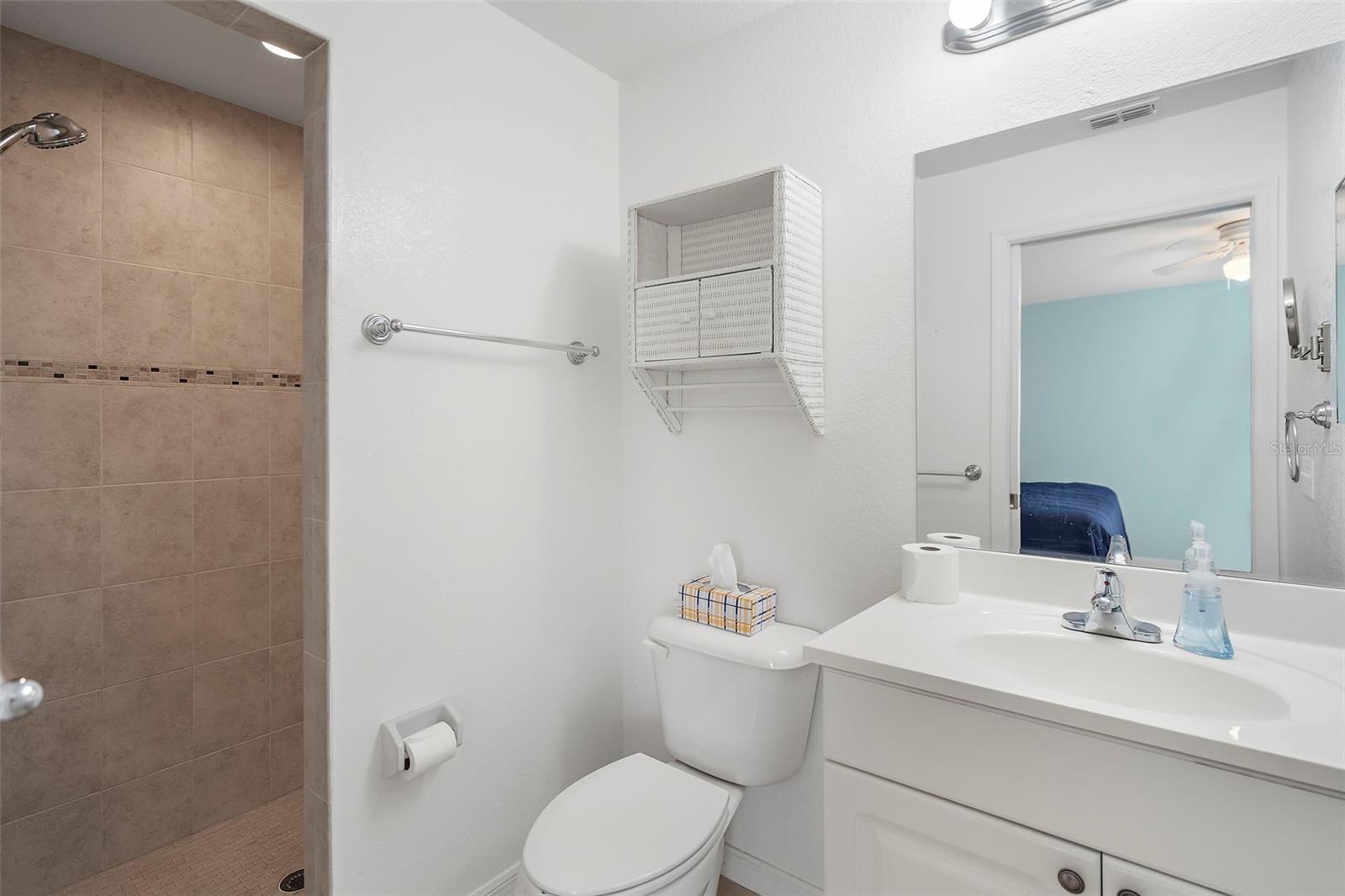 7106 PARNELL TER