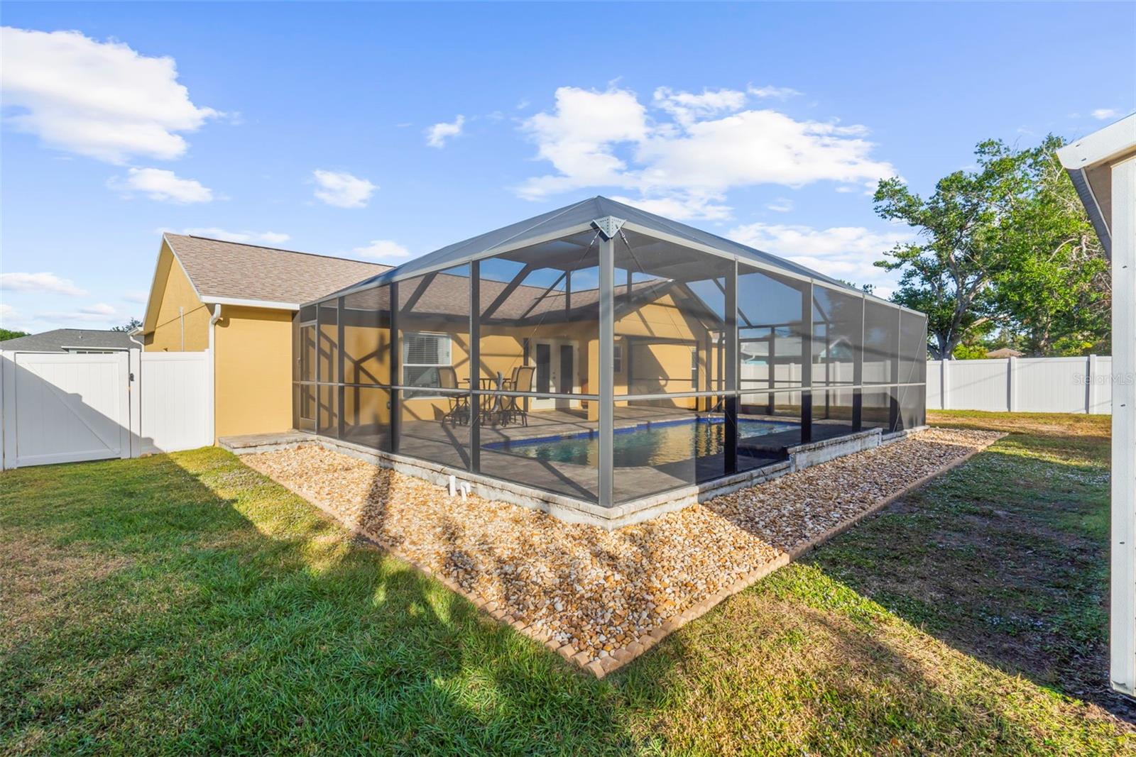 7106 PARNELL TER