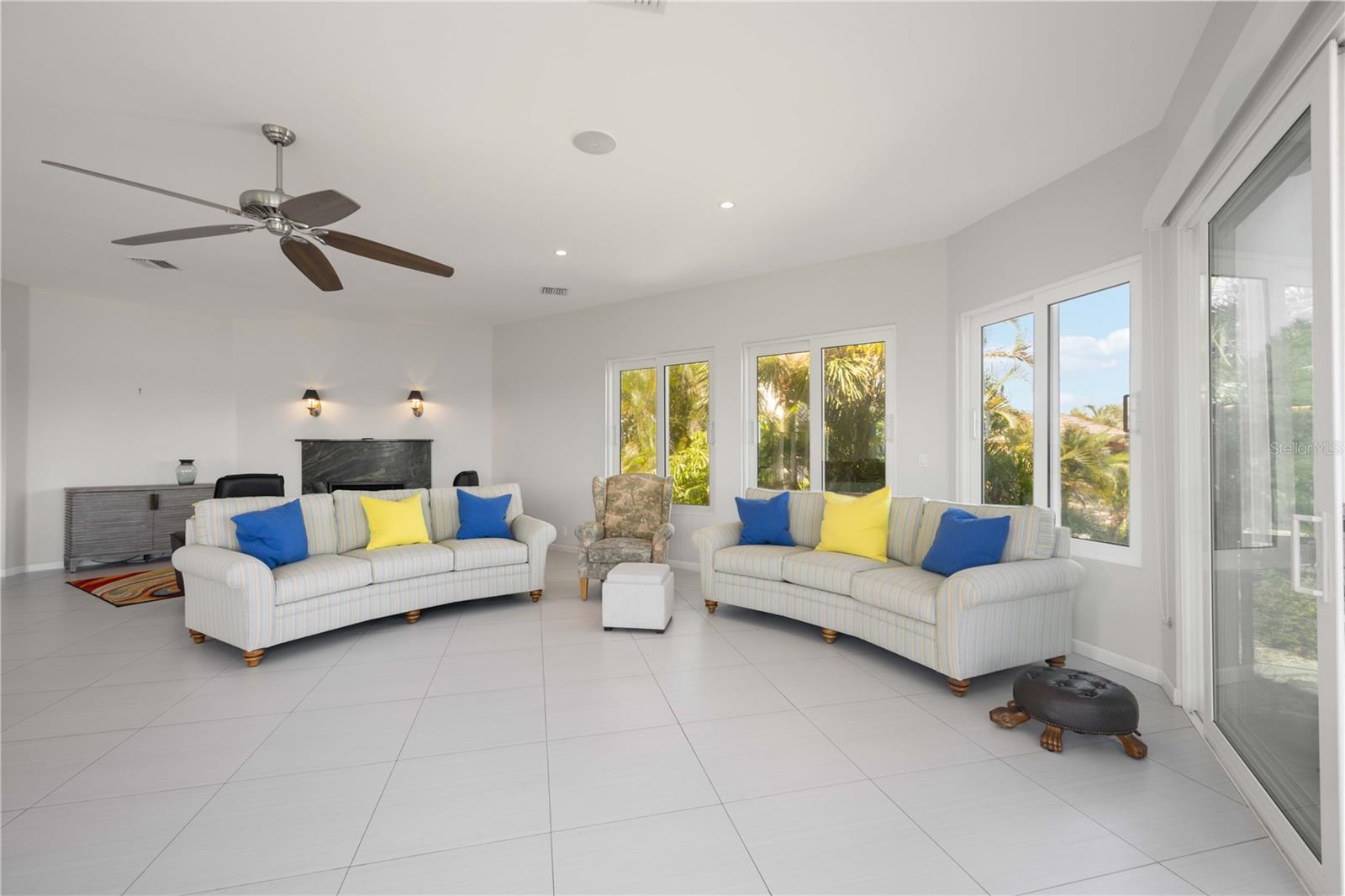 7805 MANASOTA KEY RD