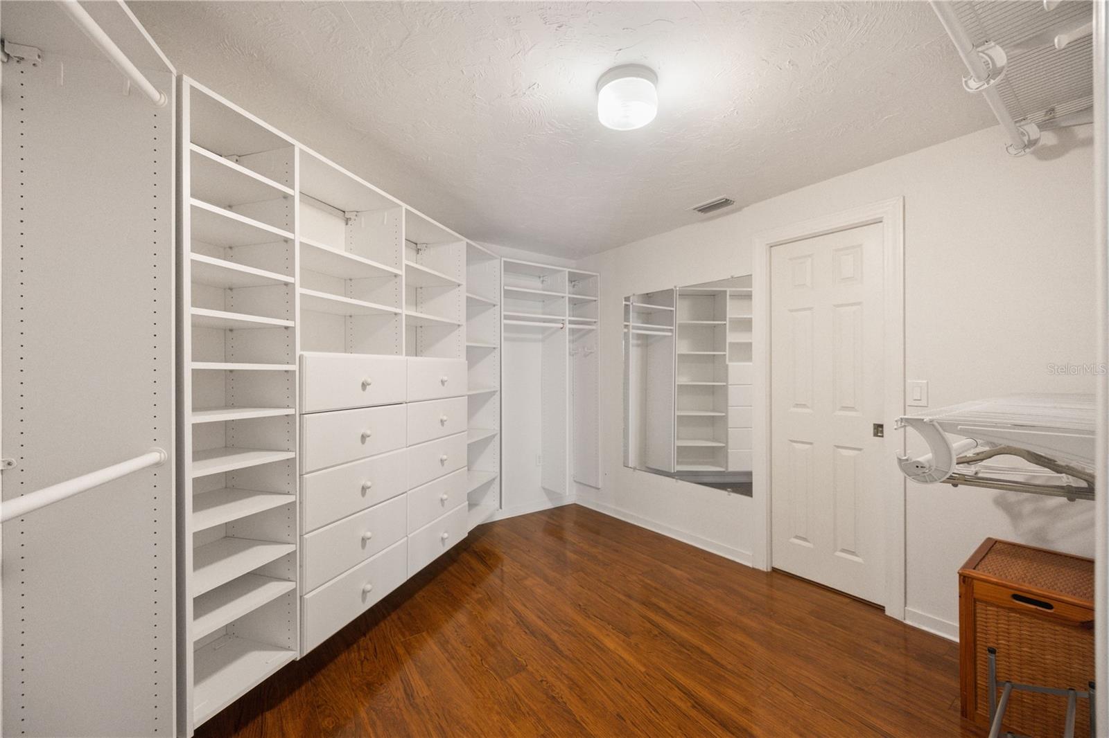 7805 MANASOTA KEY RD