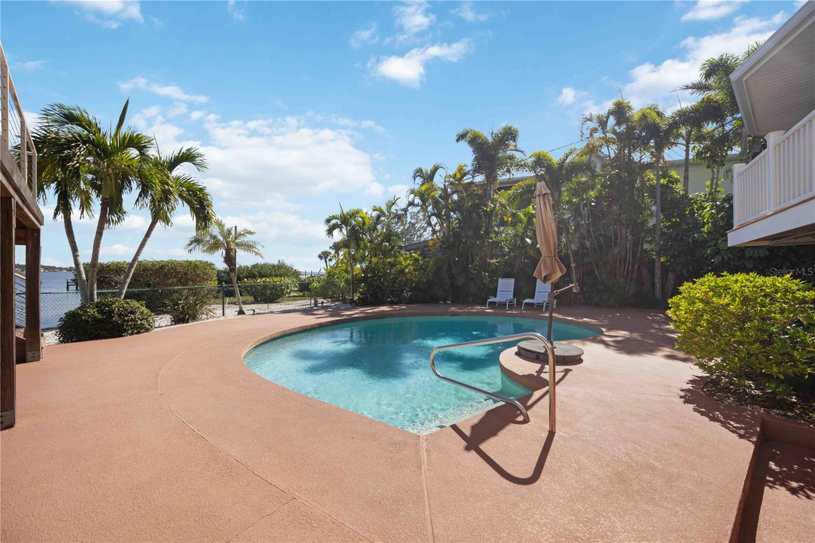 7805 MANASOTA KEY RD