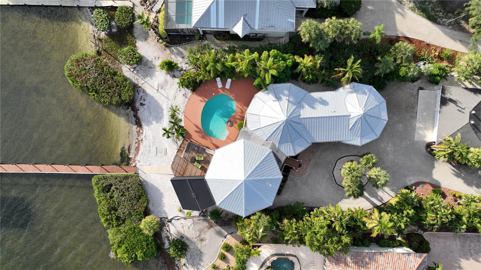 7805 MANASOTA KEY RD