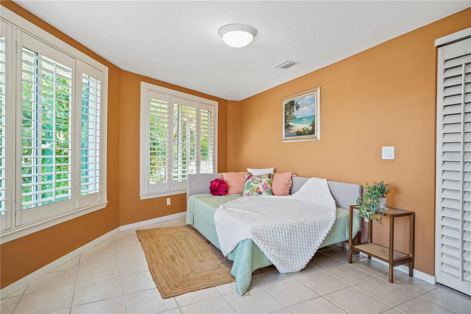 7805 MANASOTA KEY RD