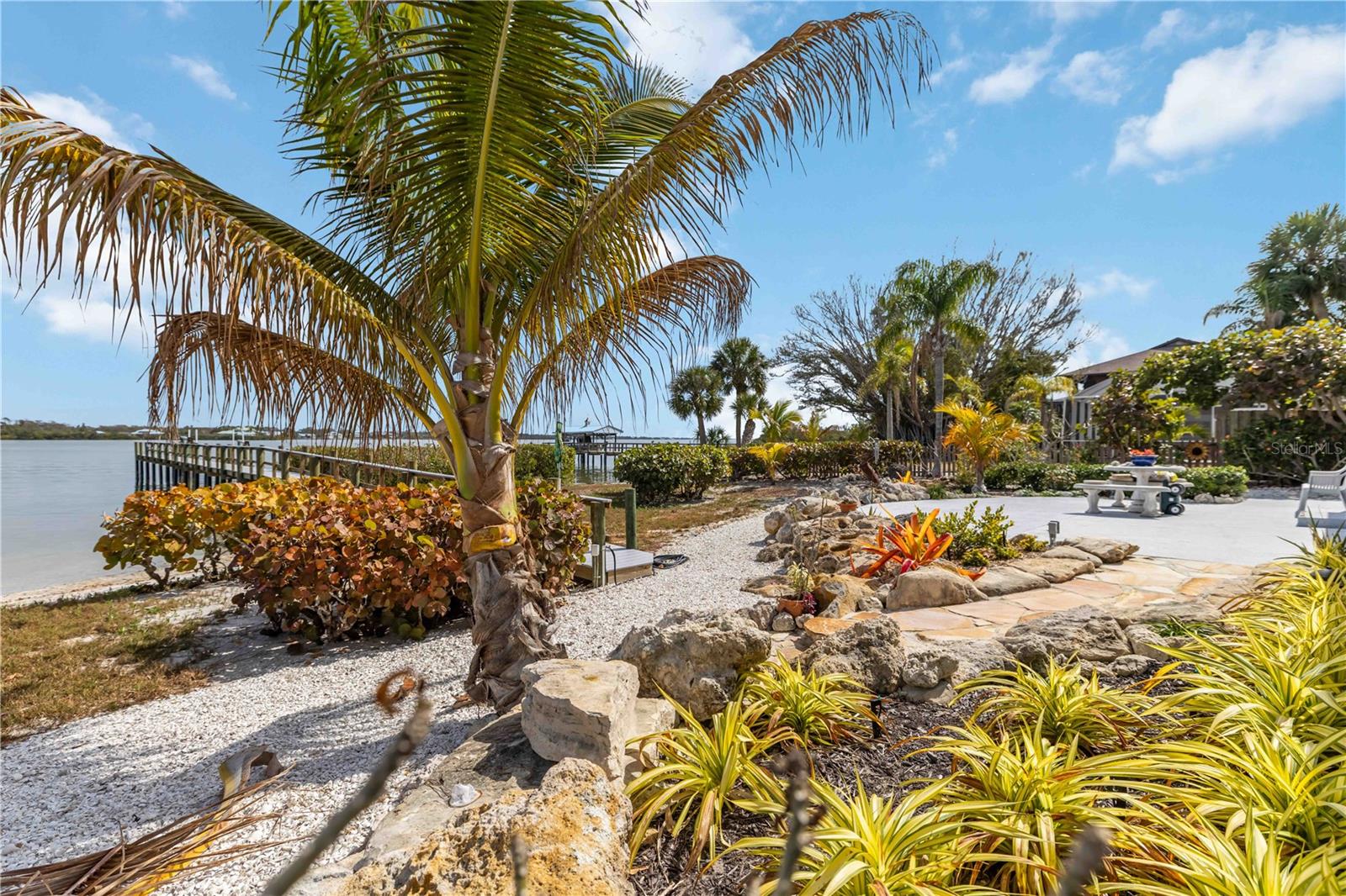 7795 MANASOTA KEY RD