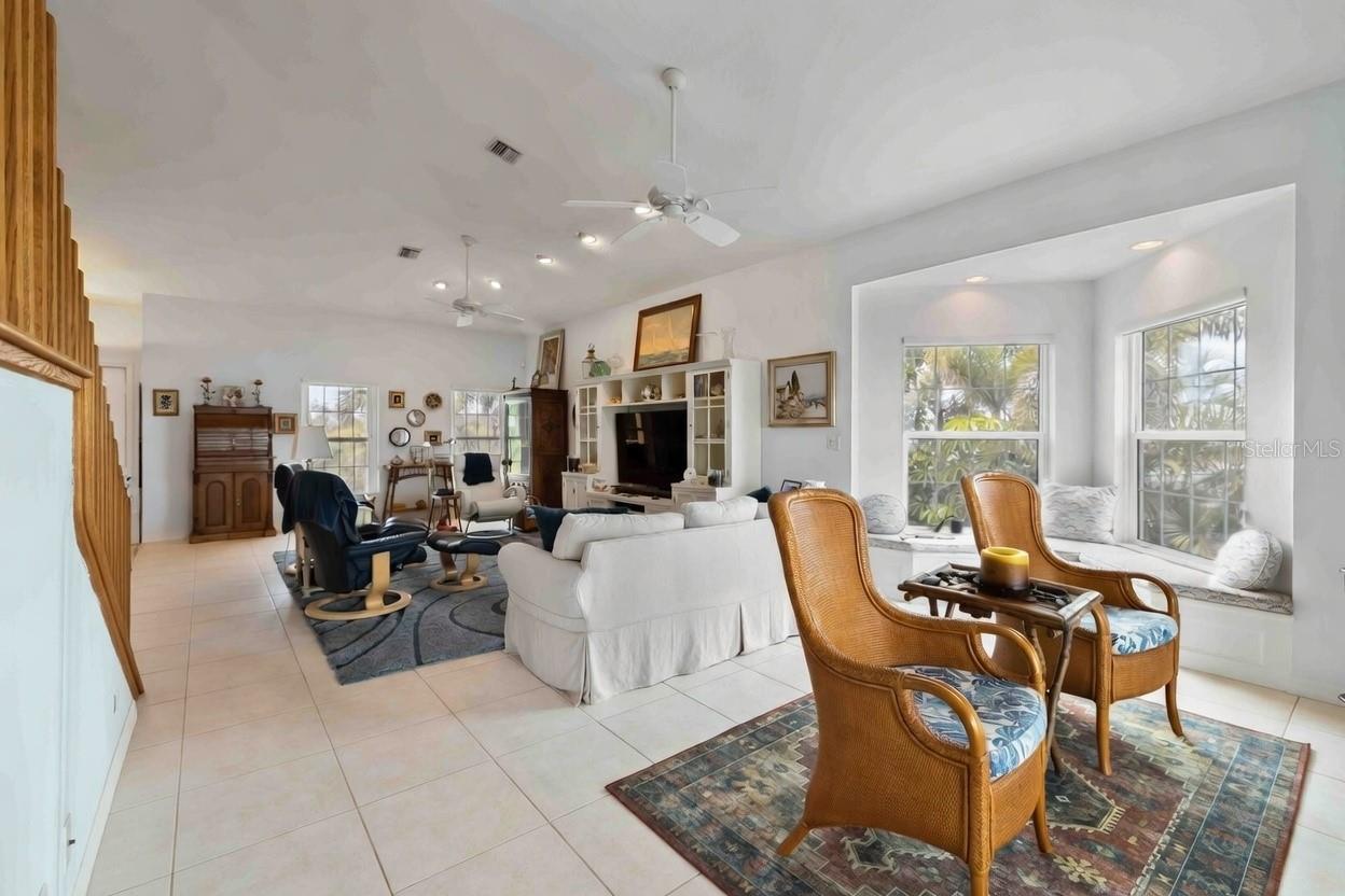 7795 MANASOTA KEY RD