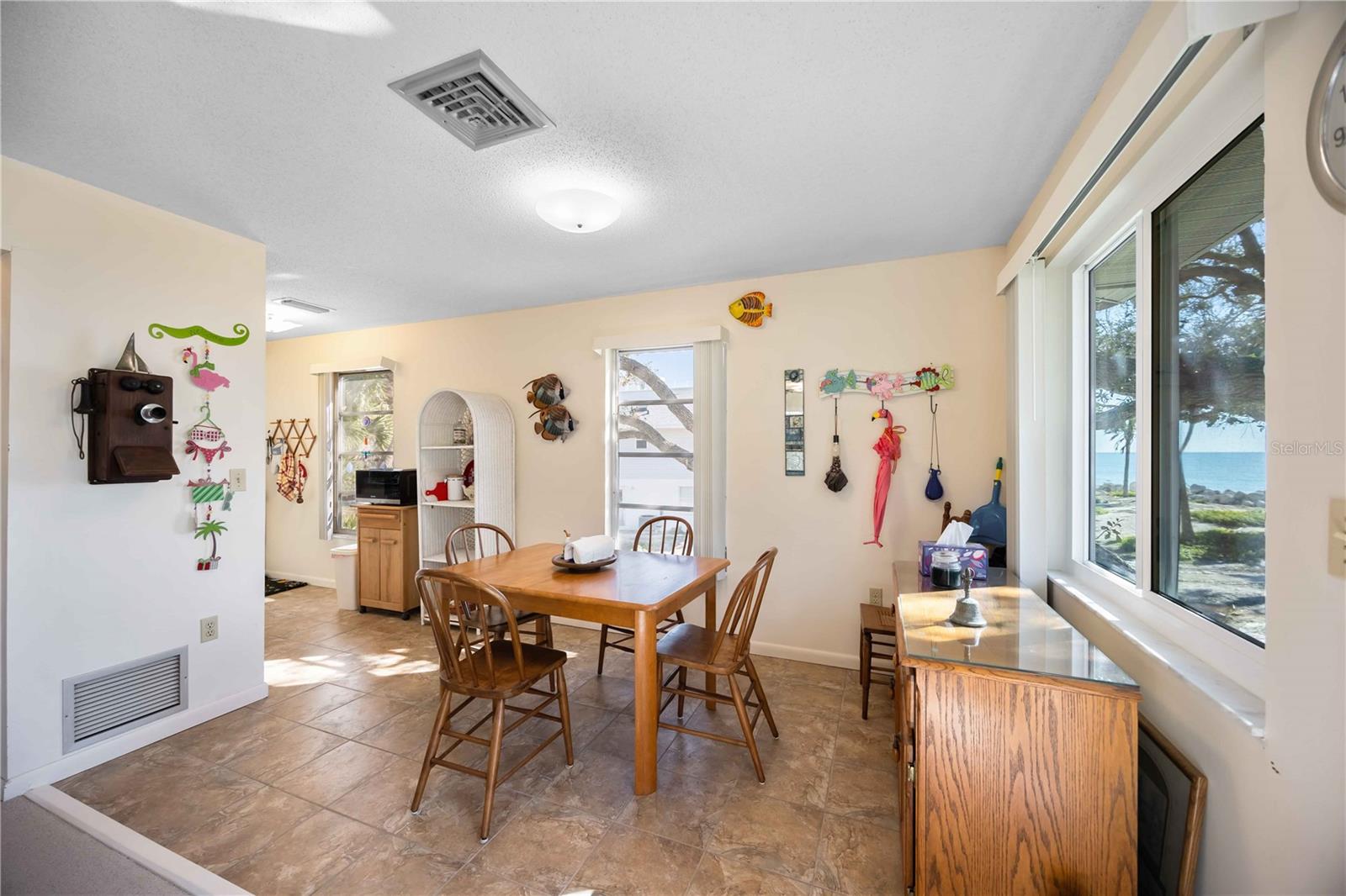 7430 MANASOTA KEY RD