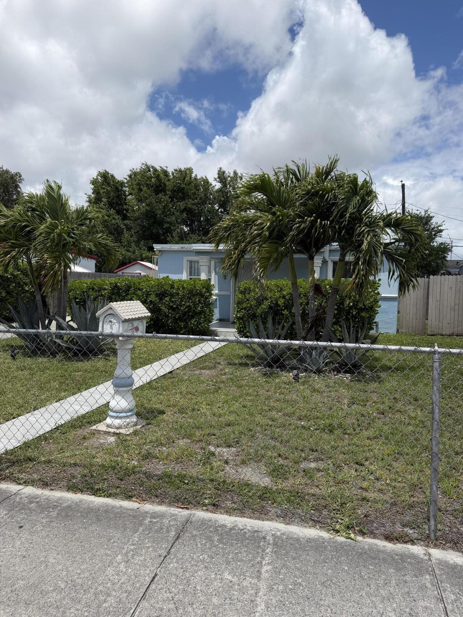 2241 Rutland Street, Opa-Locka