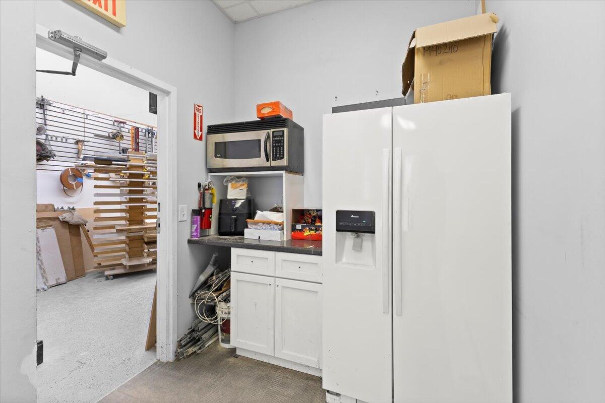 9020 Bellhurst Way 102