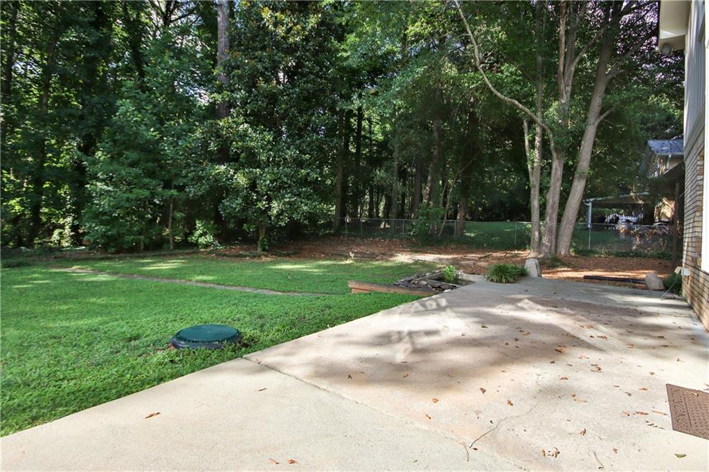 2669 KENSINGTON Drive