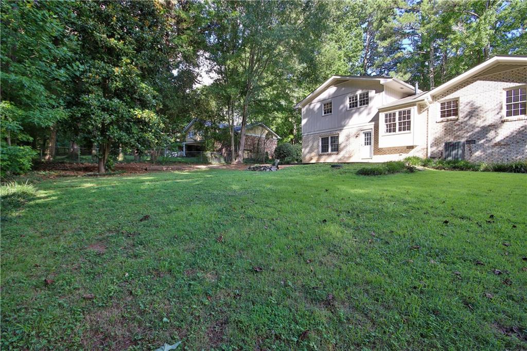 2669 KENSINGTON Drive