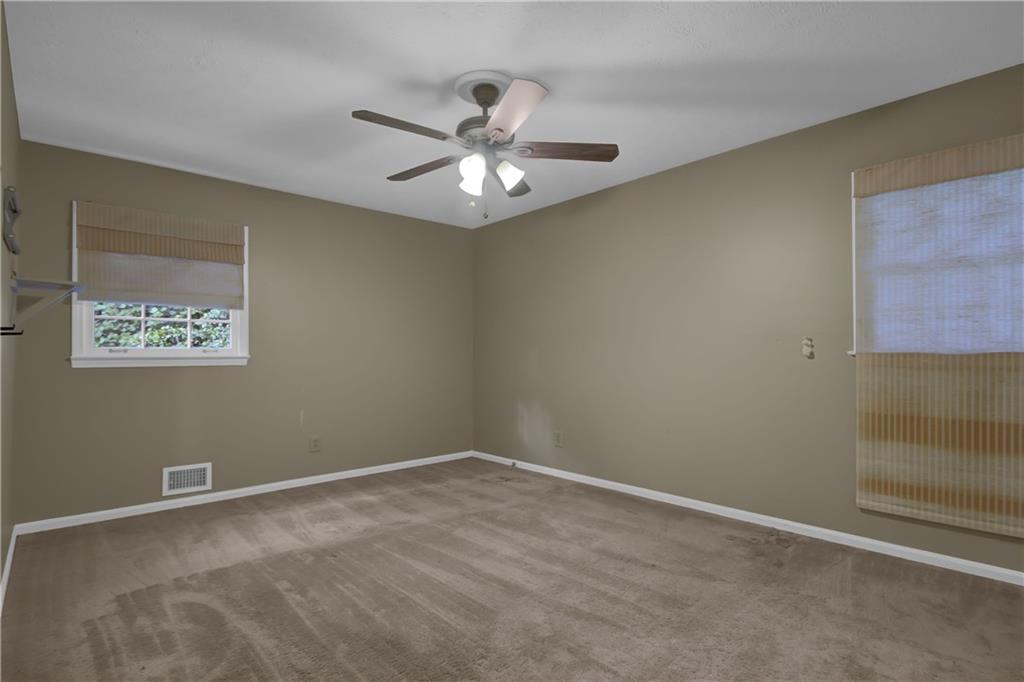 2669 KENSINGTON Drive