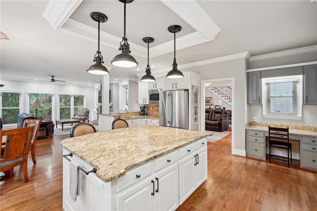 3505 Summit Trail