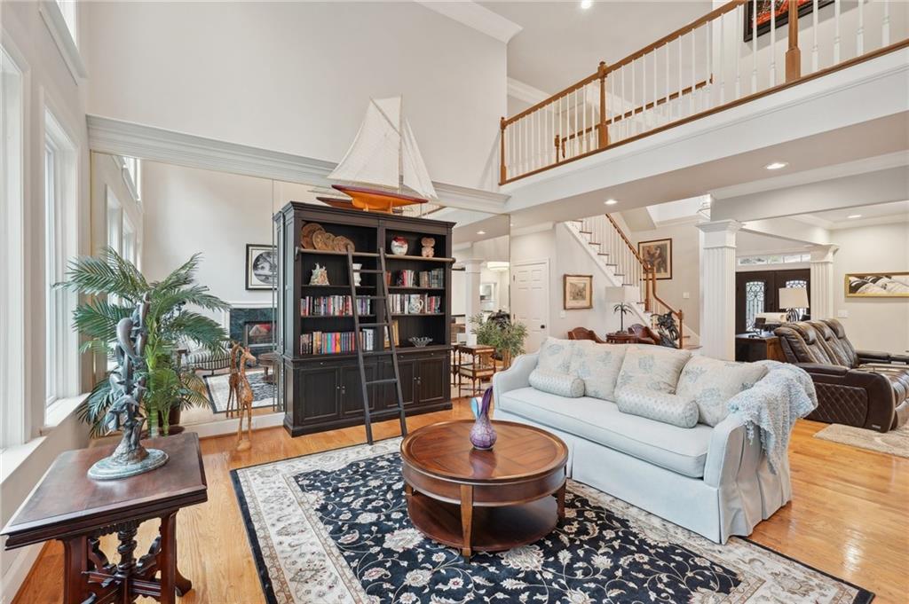 3505 Summit Trail